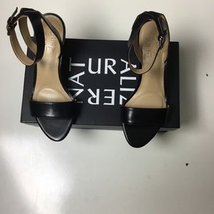 Naturalizer Tinda Size 4B